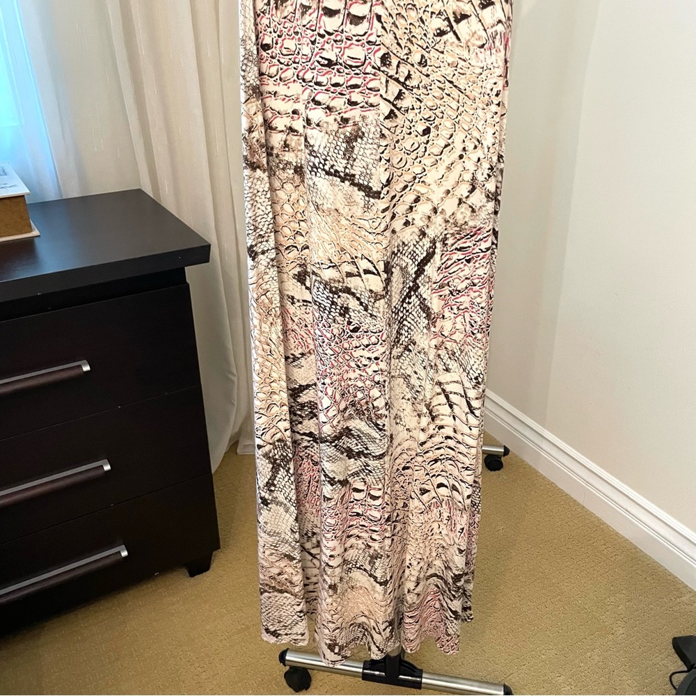 SKY Women’s Strapless Animal
Print Maxi Dress Size Small - Picture 10 of 10